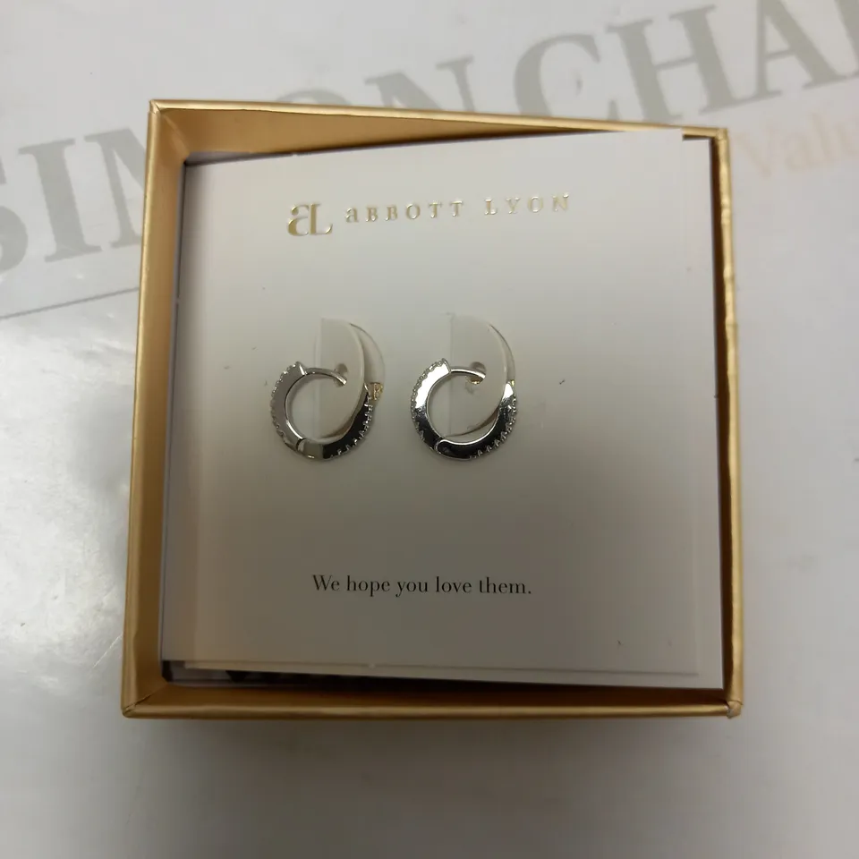 ABBOT LYON LUXE CRYSTAL HUGGIE HOOP EARRINGS (SILVER)