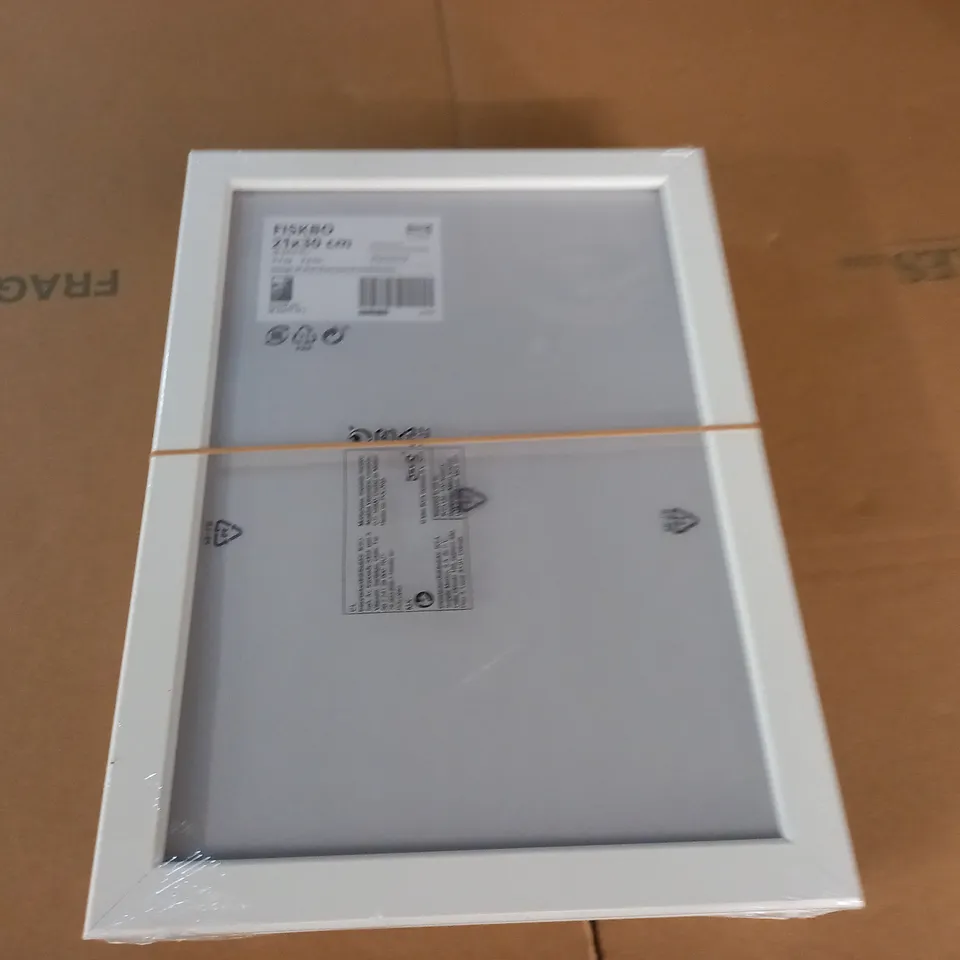 LOT OF 4 FISKBO 21X30CM WHITE PICTURE FRAMES