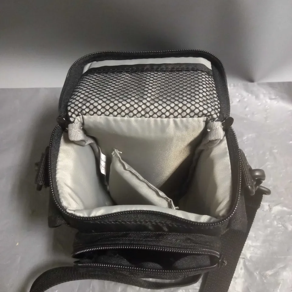 LOWEPRO EDIT 100 CAMERA BAG