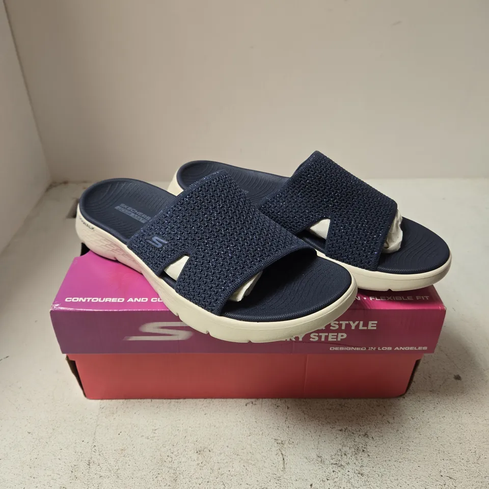 SKECHERS GOWALK SANDALS – NAVY, WOMEN'S UK 7 