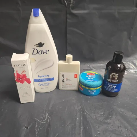 APPROXIMATEY 20 ASSORTED HEALTH AND BEAUTY PRODUCTS TO INCLUDE - DOVE BODY WASH - DR SQUATCH SHAMPOO AND O'KEEFE'S HEALTH FEET CREAM