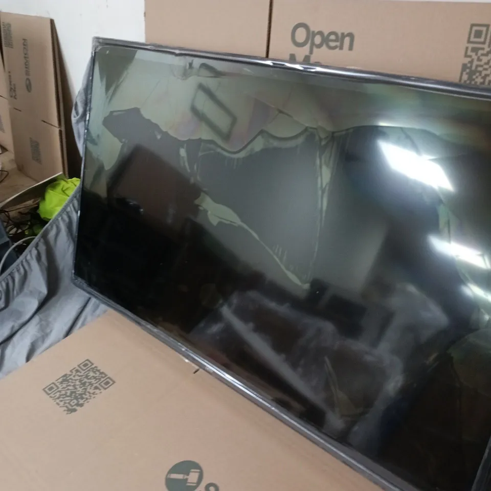 CELLO 43" WIDE SCREEN LED TV WITH DVB, HDMI SCREEN DAMAGED