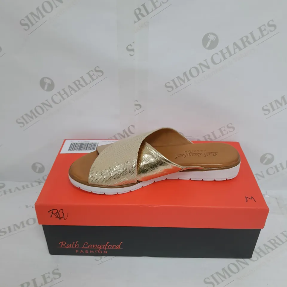 BOXED PAIR OF RUTH LANGSFORD SANDALS IN CHAMPAGNE GOLD SIZE 4