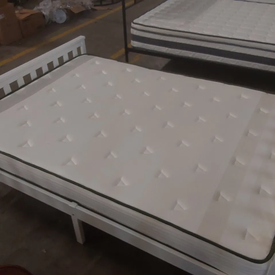 AADI SOLID WOOD 4'6" DOUBLE SHAKER BED FRAME WITH MATTRESS