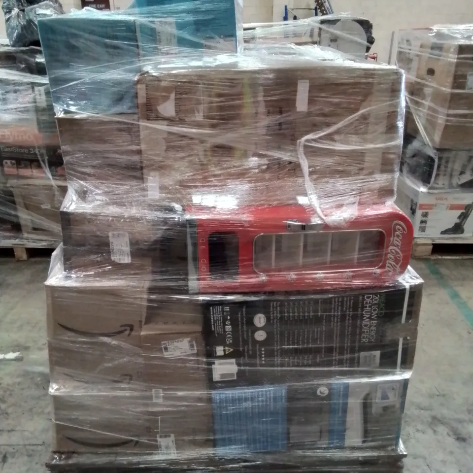 PALLET OF APPROXIMATELY 29 UNPROCESSED RAW RETURN HOUSEHOLD AND ELECTRICAL GOODS TO INCLUDE;