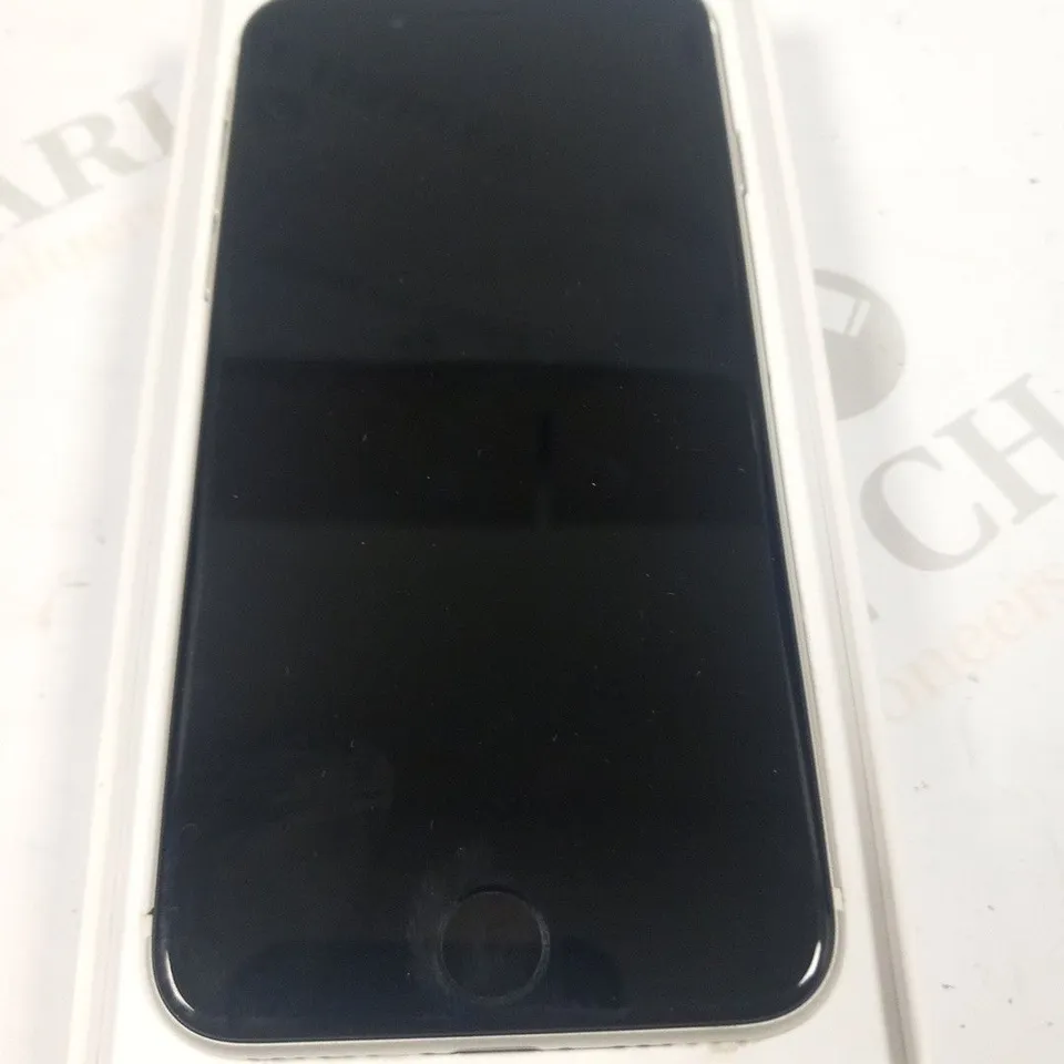 BOXED APPLE IPHONE SE MOBILE PHONE