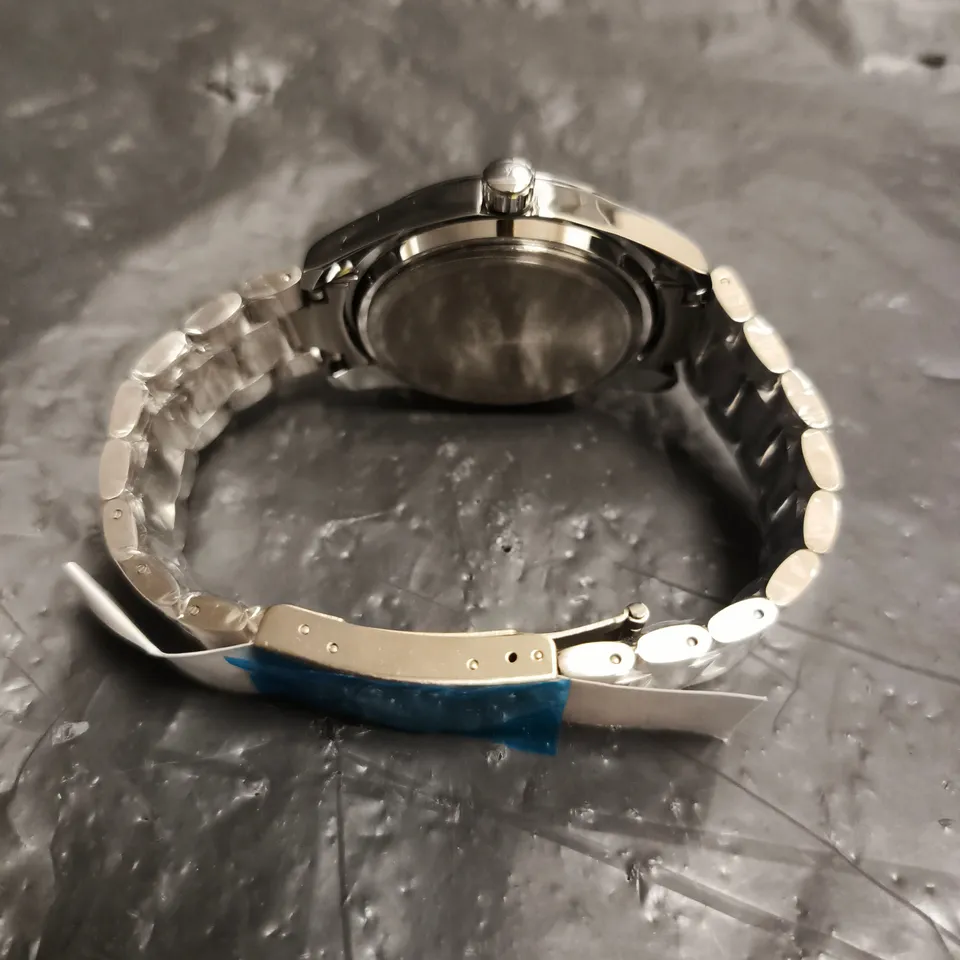 MENS ERNEST FERDINAND WATCH – GLOBAL DIAL – STAINLESS STEEL STRAP