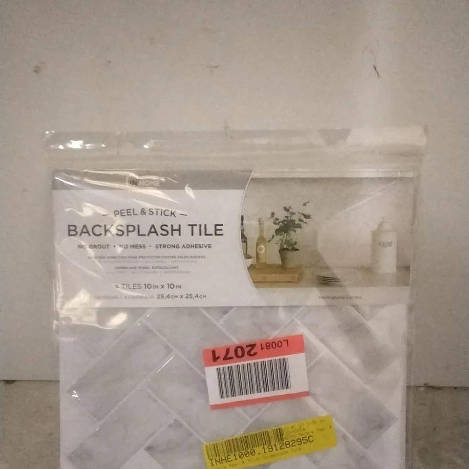 INNHOME PEEL & STICK BACKSPLASH TILE PACK OF 4 (HERRINGBONE CARRARA)