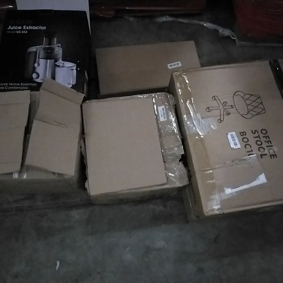 PALLET OF ASSORTED ITEMS INCLUDING SELECT MIRRORS HAYWOOD, ANGELSHIELD TOILET SEAT, KKTONER OFFICE STOOL, AICOK JUICE EXTRACTOR, HOME PULL UP, RECCI BEDDING BAR,