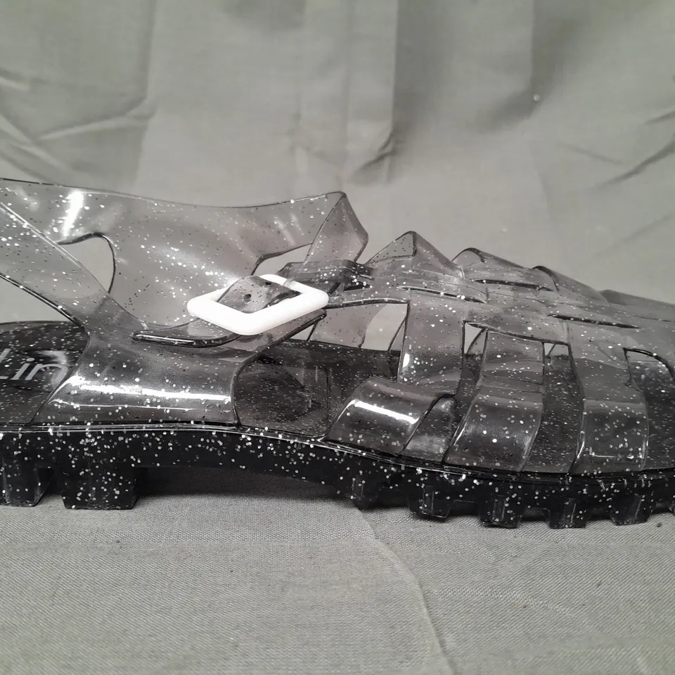 BOX OF APPROXIMATELY 20 PAIRS OF LINZI CLOSED TOE SANDALS IN TRANSPARENT BLACK W. GLITTER EFFECT - VARIOUS SIZES - COLLECTION ONLY