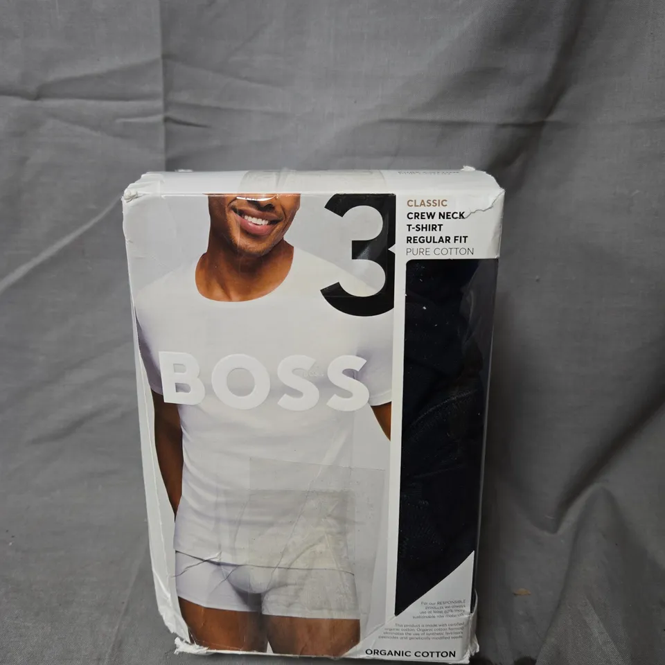 BOSS 3 PACK CLASSIC CREW T SHIRT - MEDIUM 