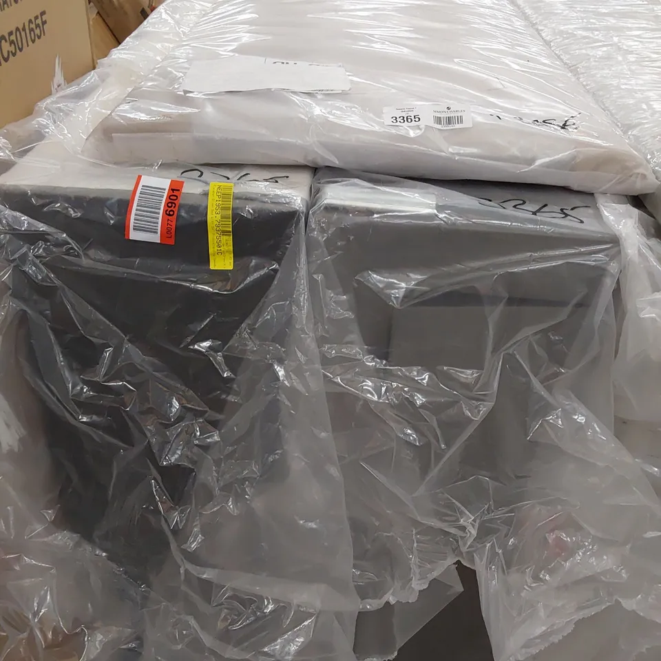 BAGGED DESIGNER FLEISHER 4'6" DIVAN BASE & HEADBOARD GREY STUDDED PLUSH FABRIC