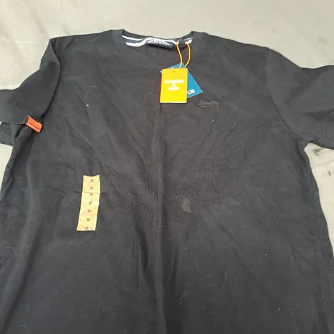 SUPERDRY ESSENTIAL SMALL LOGO T-SHIRT - M