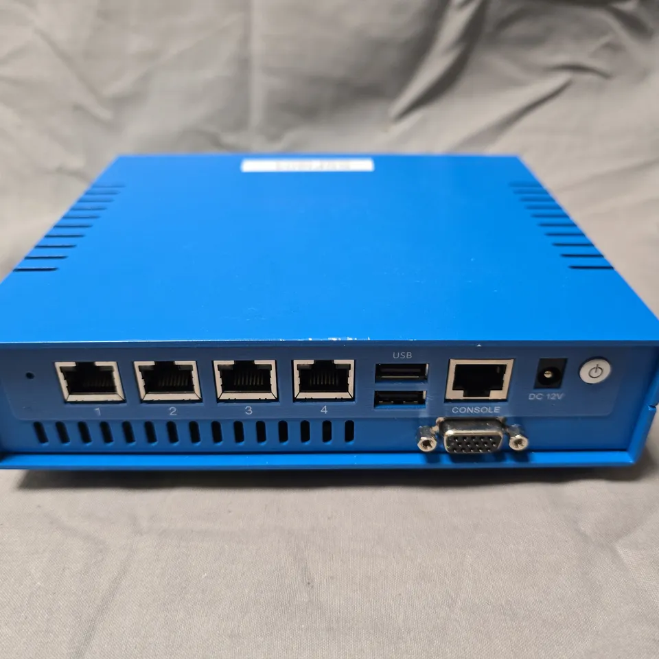 SMOOTHWALL S2 NETWORK FIREWALL APPLIANCE – CAD-0225 (BLUE)