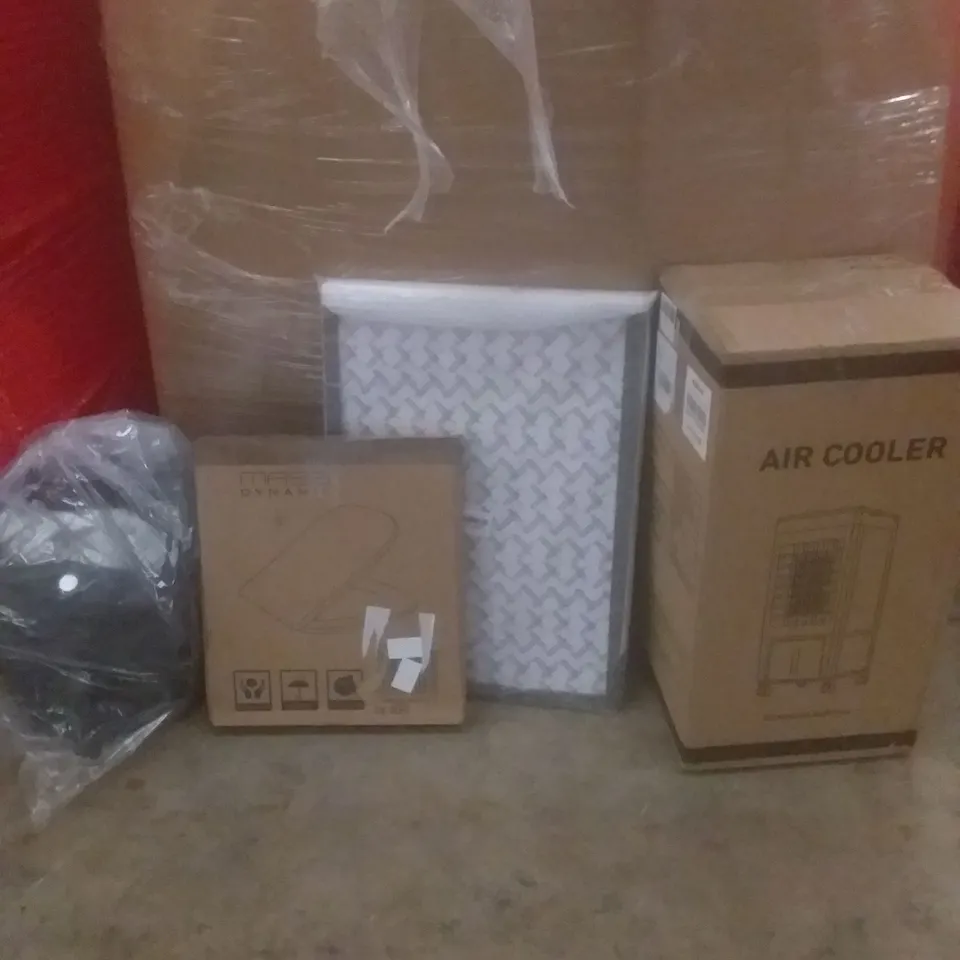 PALLET OF ASSORTED ITEMS INCLUDING AIR COOLER, PICTURE FRAME, TOILET SEAT, AIR FRYER