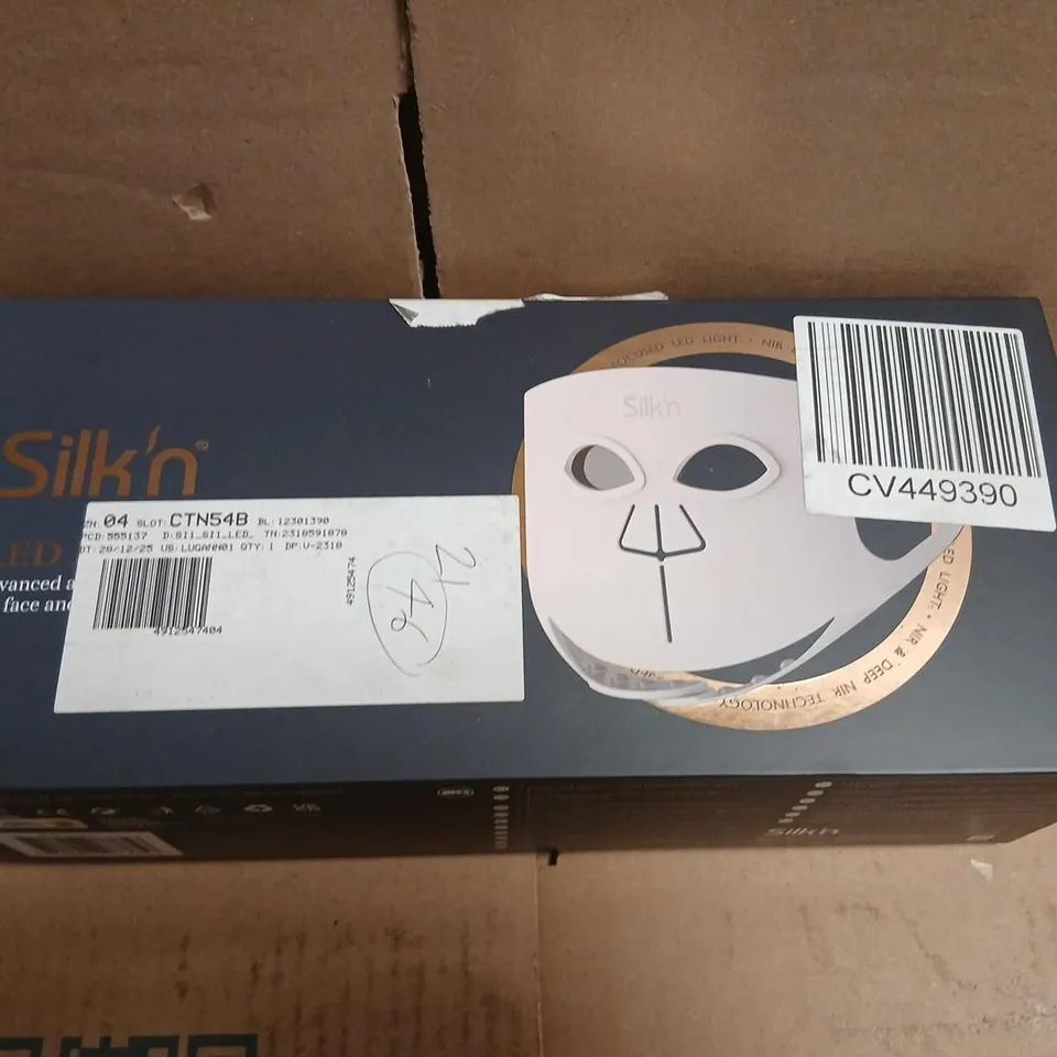 SILK'N LED FACE MASK PRO