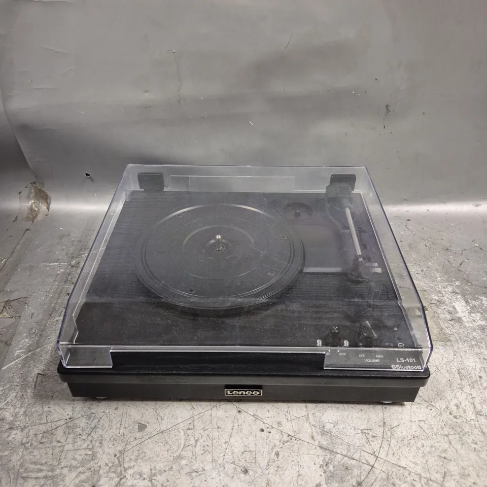 BOXED LENCO BLUETOOTH TURNTABLE LS-101BK