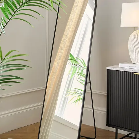 THE VERY COLLECTION BLACK ROUNDED STANDING MIRROR 45X160CM