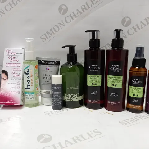 LOT OF APPROX 10 ASSORTED BEAUTY ITEMS TO INCLUDE ESTEE LAUDER NIGHT REPAIR EYE CREAM, AVON HAND LOTION, AVON ROOM SPRAY, ETC