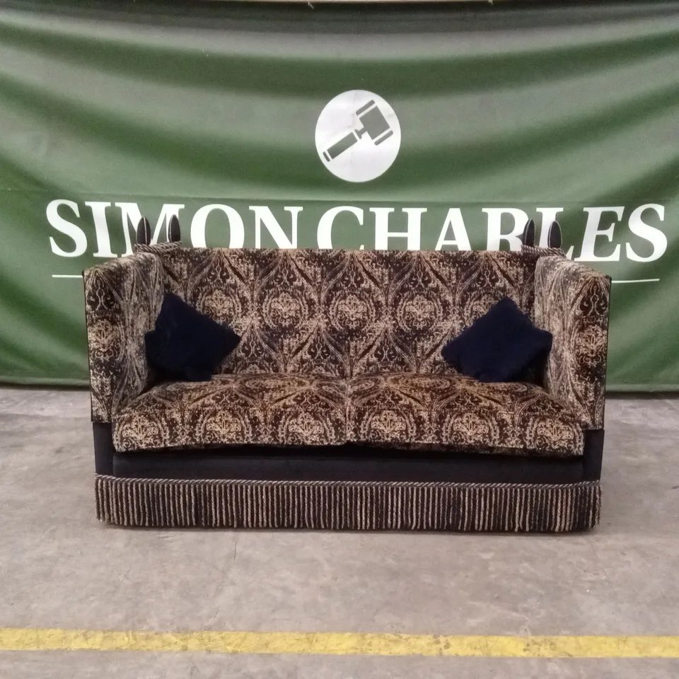 QUALITY HIGH-END DESIGNER JACOBEAN STYLE SPRUNG EDGE PLATFORM 3 SEATER SOFA