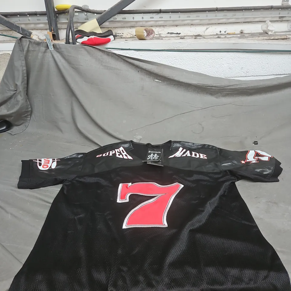 SUPERMADE BLACK "7" SPORTS JERSEY LARGE WITH TAGS 