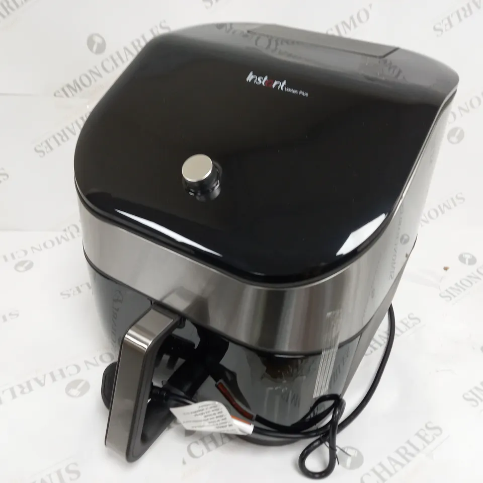 BOXED INSTANT VORTEX 6 IN 1 AIR FRYER 