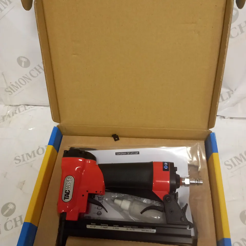 TACWISE A7116P PREMIUM UPHOLSTERY AIR STAPLER, USES TYPE 71 / 4 - 16 MM STAPLES