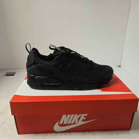 NIKE AIR MAX 90 DRIFT UK 8.5 BOXED