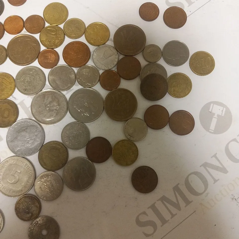 LARGE COLLECTION OF ASSORTED COINS FROM AROUND THE GLOBE TO INCLUDE; COLLECTIONS OF SPANISH, EURO, BUNDES REPUBLIK DEUTSCHLAND,ITALIAN, JULIAN KONINGIN DER NEDERLANDEN AND BELGIE