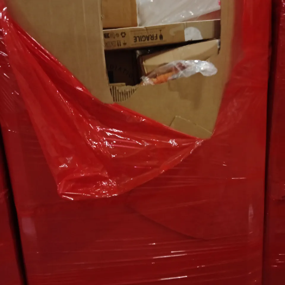 PALLET OF ASSORTED HOUSEHOLD GOODS AND PRODUCTS TO INCLUDE;CAT LITTER TRAY,CLOCK,AREA RUG