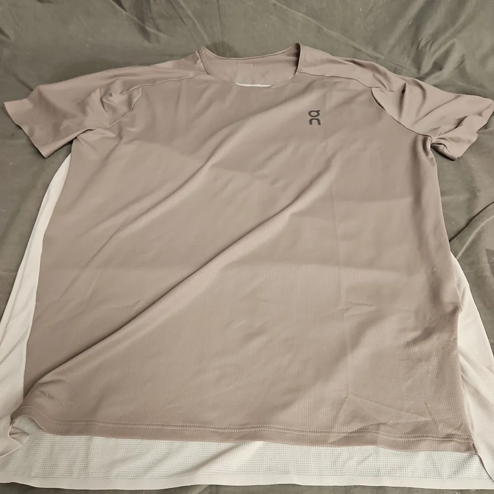 ON PERFORMANCE-T IN CINDER/SILVER SIZE L