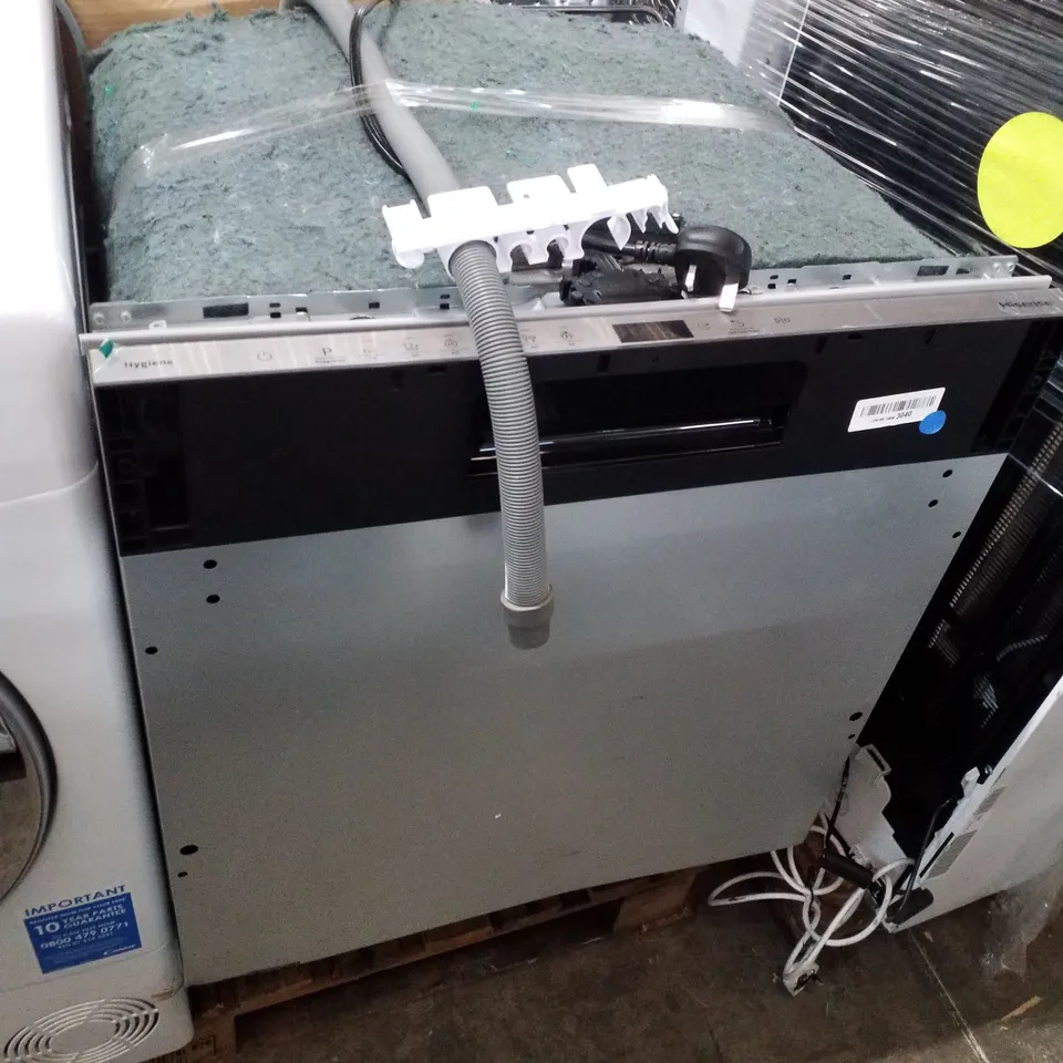 HISENSE FULL SIZE FULLY INTEGRATED DISHWASHER