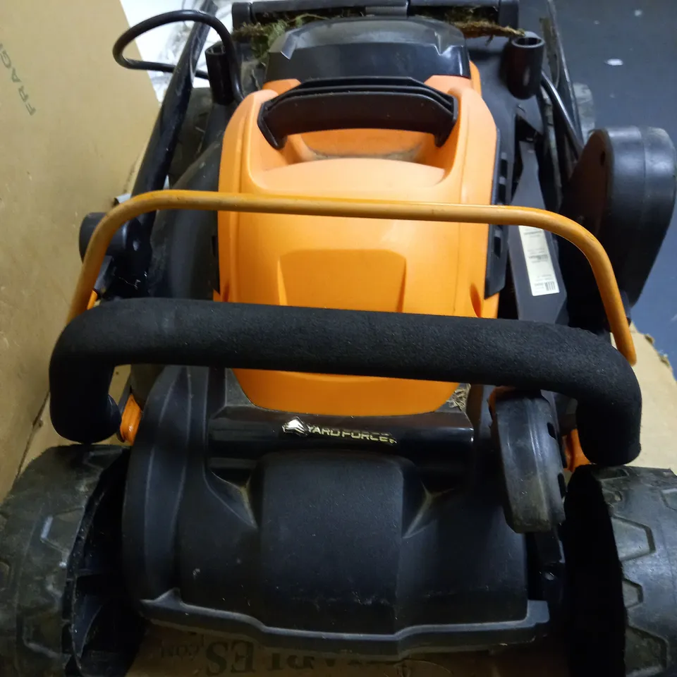 YARD FORCE 40V CORDLESS LAWNMOWER