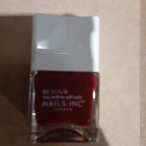 APPROXIMATELY 300 NAILS INC LONDON NAIL POLISH – TATE (RED) 14ML