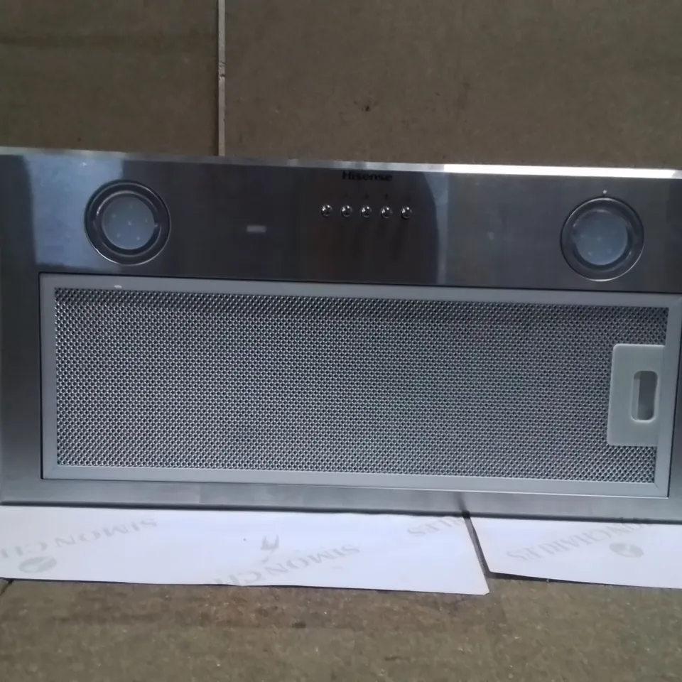 BOXED HISENSE COOKER HOOD
