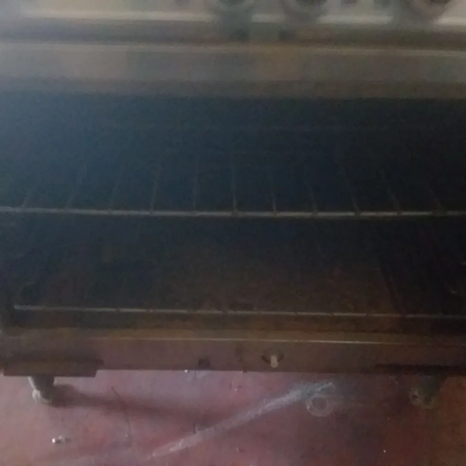 STAINLESS STEEL 6 BURNER 2 DOOR OVEN