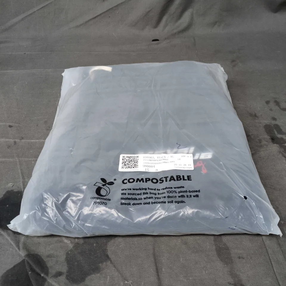 MEVSI RACING CLUB BLACK XL JOGGERS