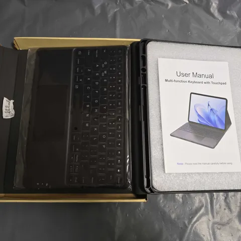 CHESONA PRO 12.9 CASE WITH KEYBOARD