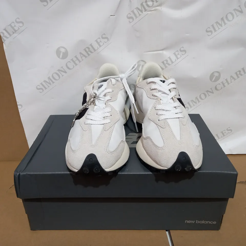 PAIR OF BOXED NEW BALANCE TRAINERS SIZE 38