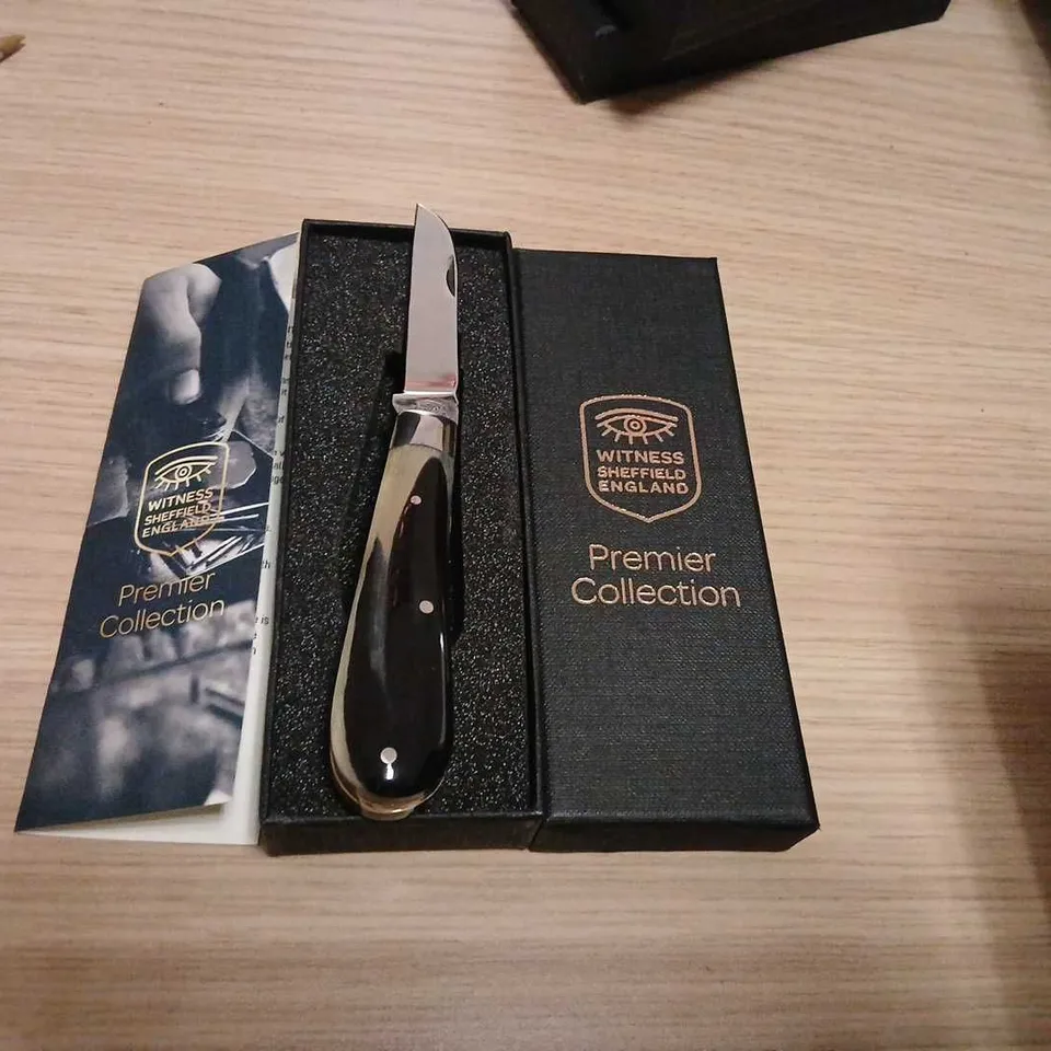 WITNESS SHEFFIELD ENGLAND PREMIER COLLECTION KNIFE – BOXED