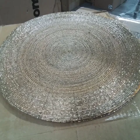 BOXED DEX GLASS NO PATTERN ROUND PLACEMAT
