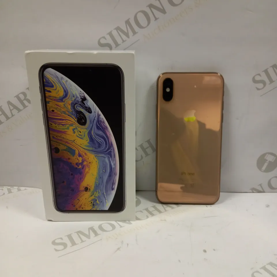BOXED IPHONE XS SMARTPHONE 