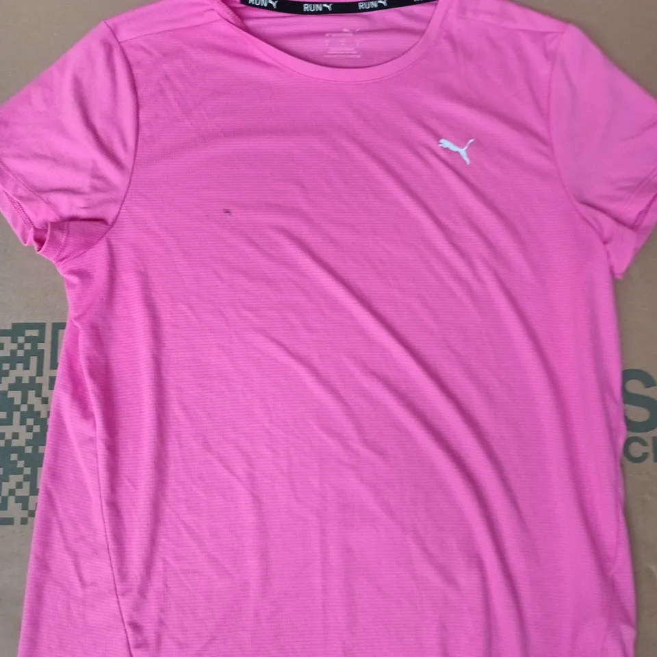 PUMA SHORT SLEEVE T-SHIRT IN PINK SIZE MEDIUM