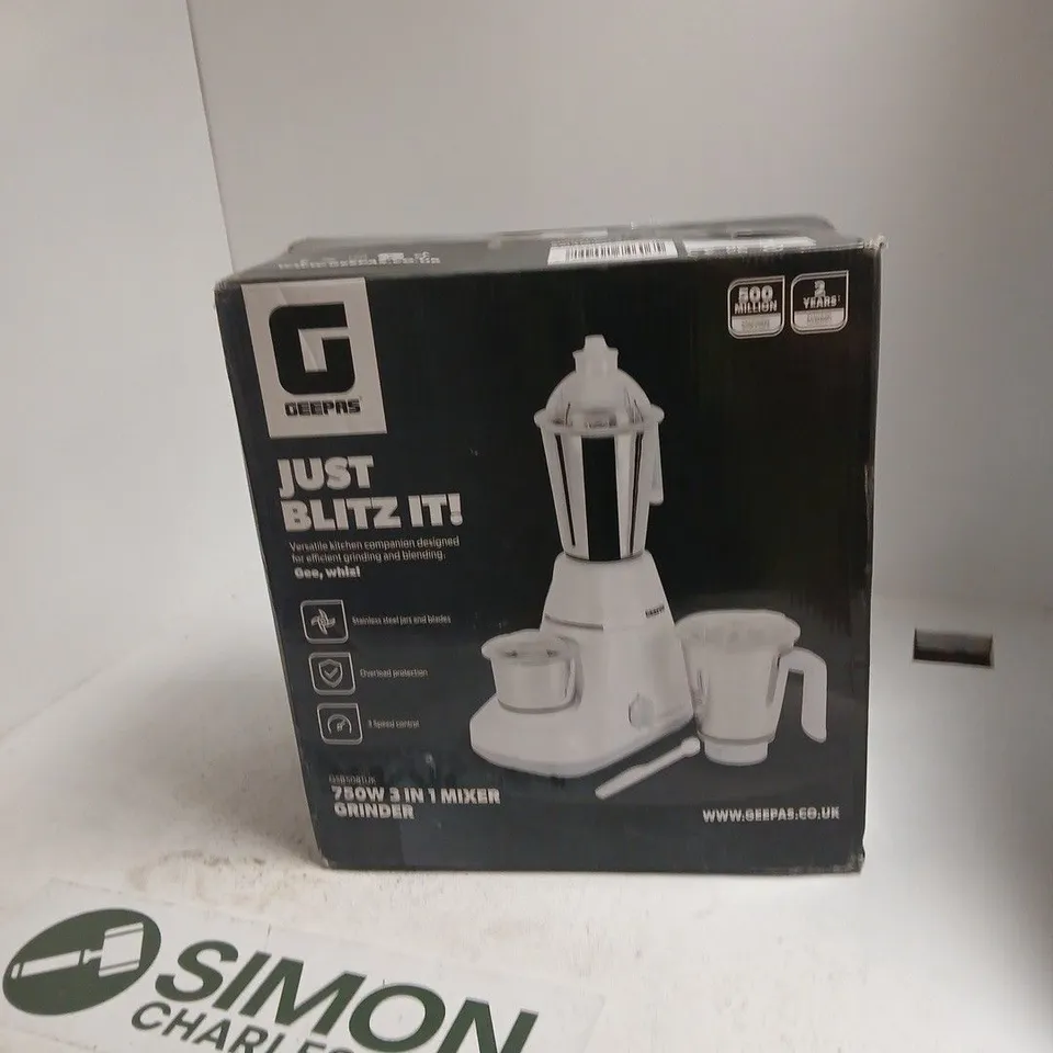 GEEPAS 750W 3 IN 1 MIXER GRINDER - BOXED