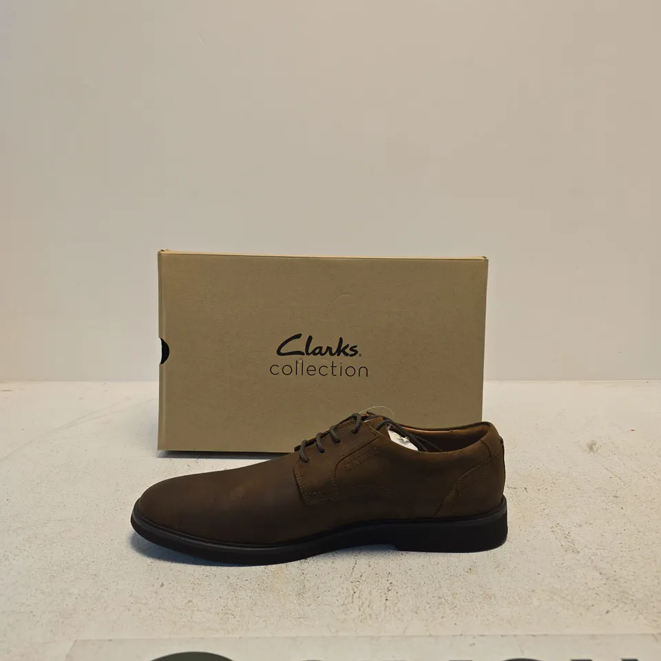 CLARKS COLLECTION MALWOOD LACE SHOES – BROWN SUEDE, UK 11 (EU 46)