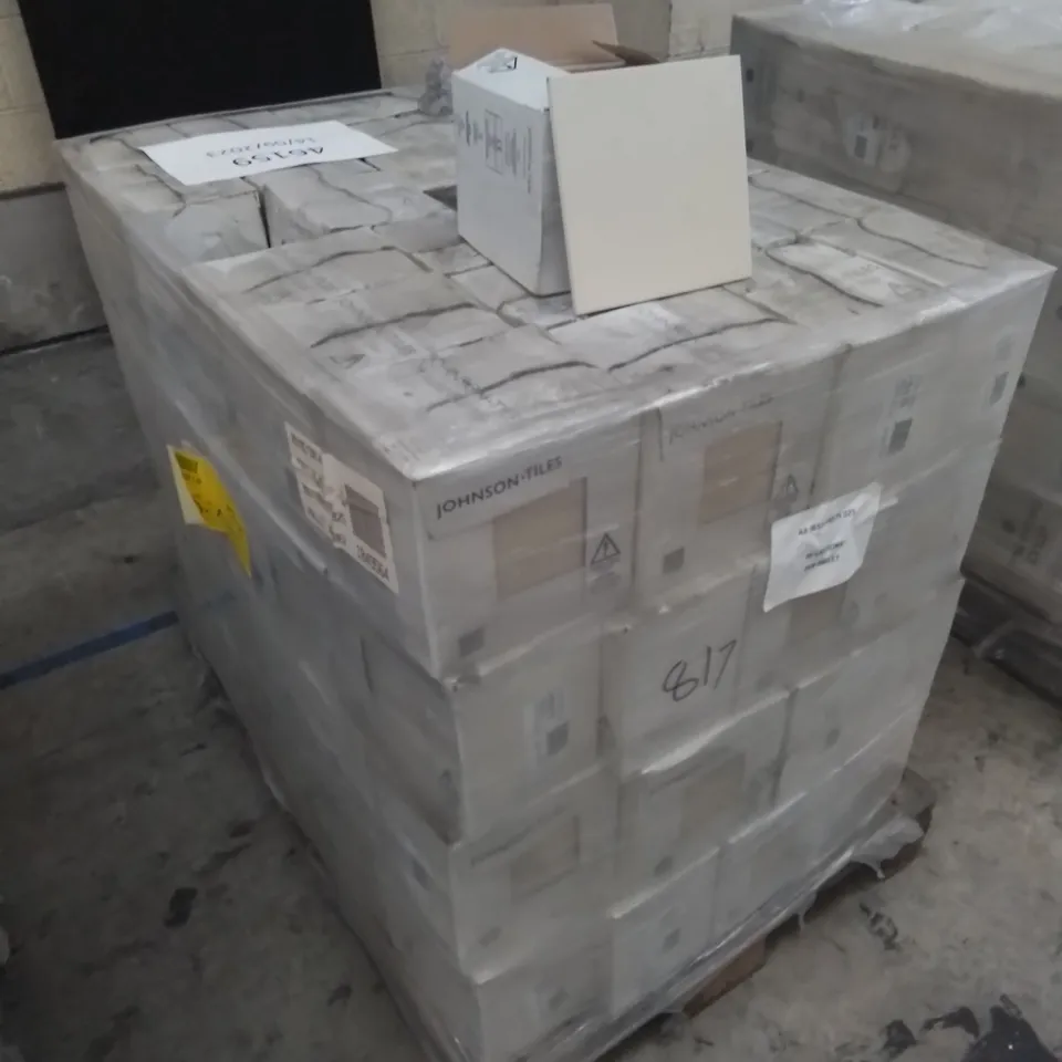 PALLET TO CONTAIN APPROX. 96 X PACKS OF BRAND NEW JOHNSONS GLAZED WALL TILES IN BUTTERMILK - 25 TILES PER PACK // TILE SIZE: 197 X 197 X 6.5mm