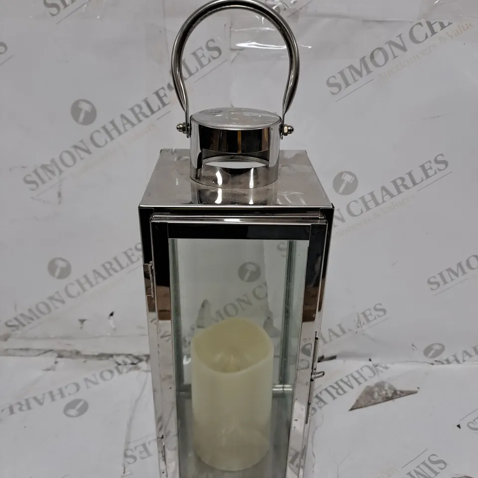 DECORATIVE GLASS OUTDOOR LANTERN 