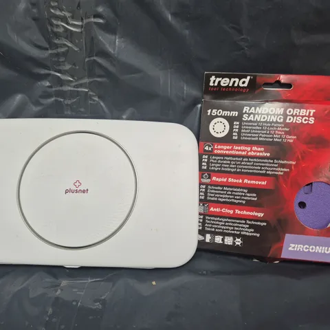 APPROXIMATELY 8 ASSORTED HOUSEHOLD ITEMS TO INCLUDE RANDOM ORBIT SANDING DISCS, PLUSNET WI-FI ROUTER, ETC