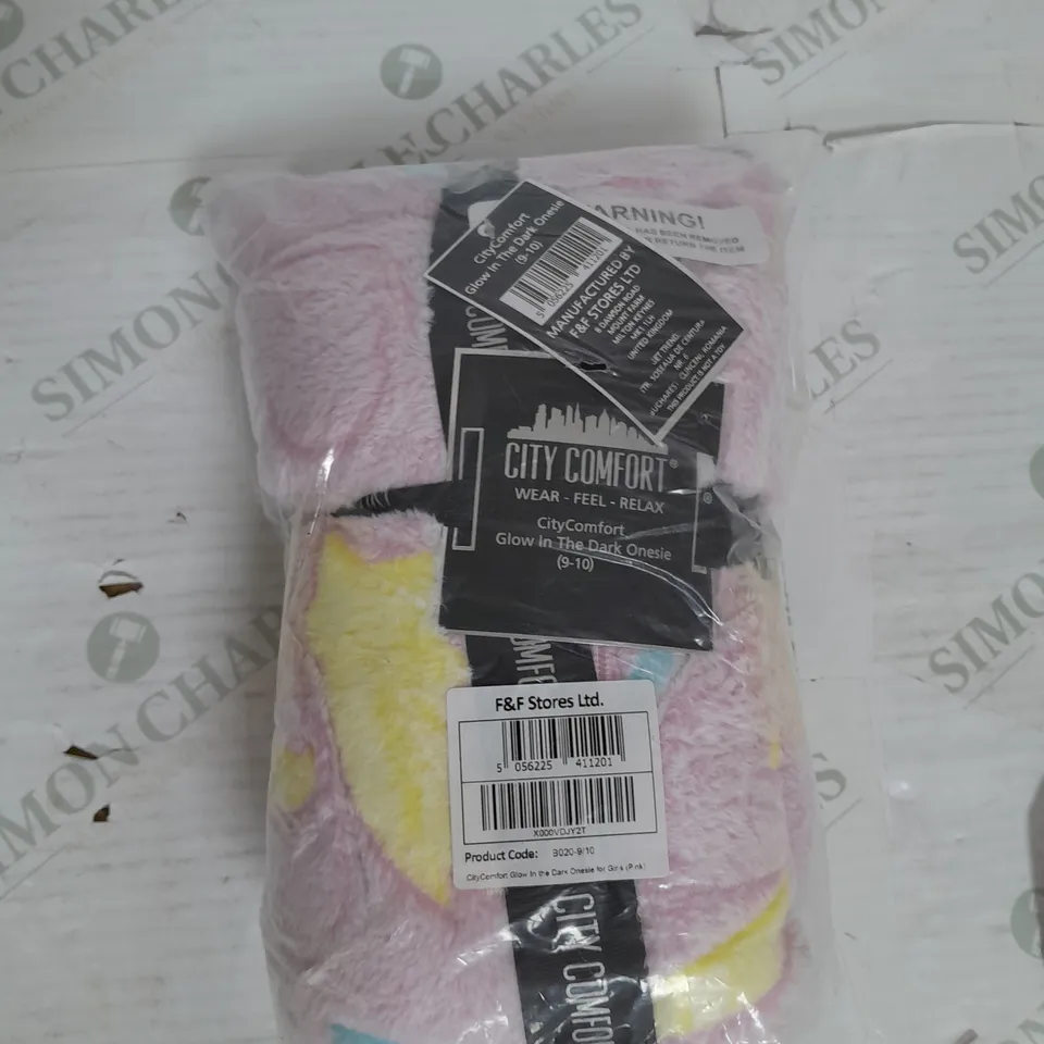 CITY COMFORT GLOW IN THE DARK ONESIE IN PINK SIZE 9-10YRS