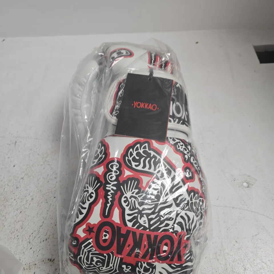 YOKKAO BOXING GLOVES – WHITE WITH RED/BLACK GRAPHIC